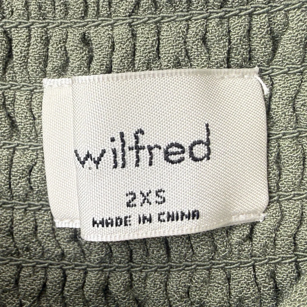 Wilfred Aritzia Novella Top-Size 2XS-Sweetheart Neckline-Sage Green Short Sleeve